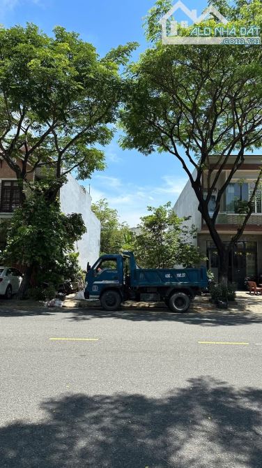 Cần bán đất đường 15m Kinh Dương Vương, dt: 200m2(9x22m), hướng đông bắc