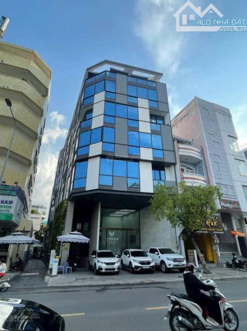 Siêu Phẩm Nhà Góc 2 Mặt Tiền Nguyễn Trãi P7 Quận 5 DT:8.5x20m 4 Tầng HĐT:180tr Giá:55Tỷ
