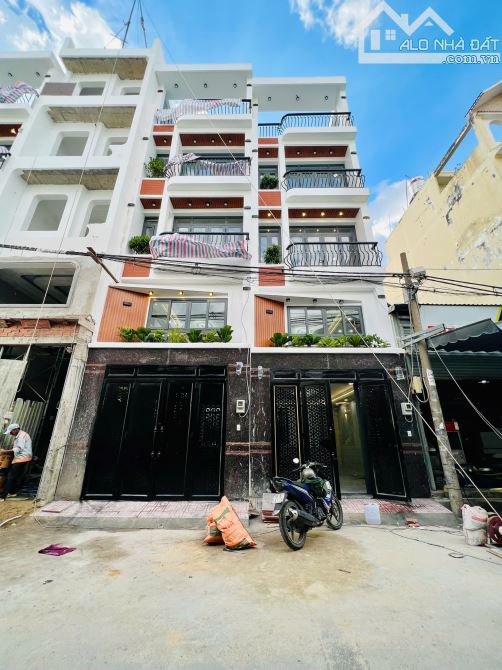 Nhà Đẹp Đường 10m Hương Lộ 2 Gần Siêu Thị Coopmart 68m2 Full Nội Thất 7,68 Tỷ SHR