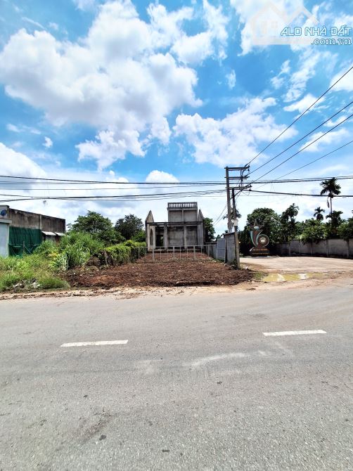 Bán đất mặt tiền đường DT 744 , Cách ngã ba Rạch Bắp 150m , 9×46 thổ cư 100m - 2