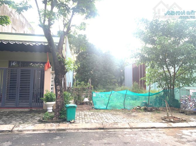 Bán đất mặt tiền Kiều Phụng, Hoà Xuân - Gần chợ Miếu Bông - 100m2 Giá 3.85 tỉ tl