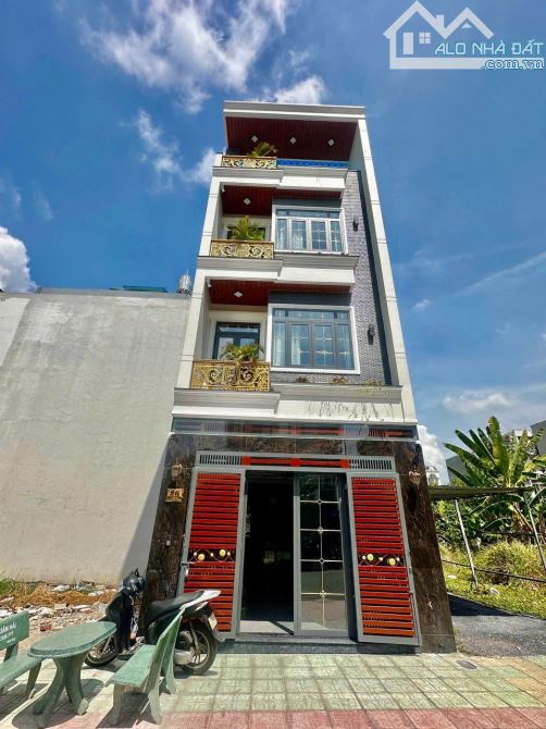 Bán nhà 3 tầng phường đông hoà sát làng đại học quốc gia