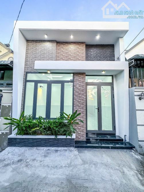 20. Nhà 5 triệu 2 phòng Nguyễn Văn Linh được sử miếng đất trống cách nhà 2 căn