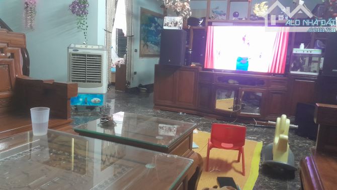 CC gửi bán gấp nhà Chương Mỹ Hà Nội 251m 2 tầng mặt tiền 15m  6 ngủ chỉ nhỉnh 6 tỷ