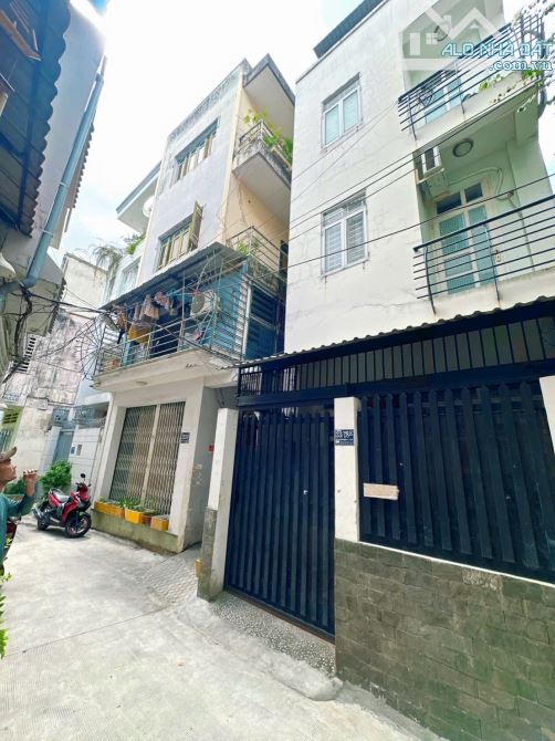 CHDV - PHAN XÍCH LONG - PHÚ NHUẬN -67 m2-4 TẦNG - 8,6 tỷ