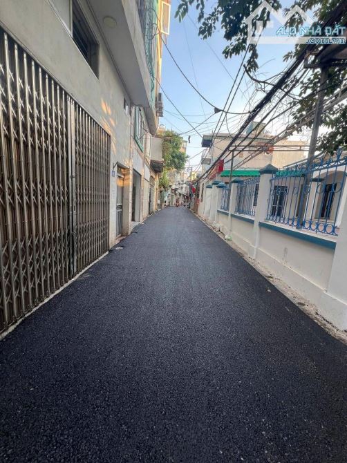 Hàng sắp tuyệt chủng Bán nhà Bằng Liệt - Hoàng Mai 33m2 ngõ rộng chỉ 4.5 tỷ