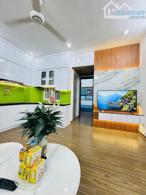 Căn hộ CT12C Kim Văn Kim Lũ, 55m² × 2 ngủ + 2 wc, Nội Thất Đẹp, Ở Ngay, Nhỉnh 3 tỷ.