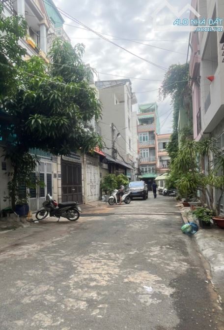 Bán nhà 4 Tầng HXH 7m Ni Sư Huỳnh Liên - Gần CC Bàu Cát 2, DT: 4x10m [nở hậu]. Chỉ 8.5 tỷ