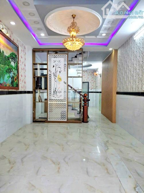 11 triệu💥Nhà thuê đẹp mới 3PN 3WC💥 Đường số  4 Phường 16  Gò Vấp 4x13m Sân để xe