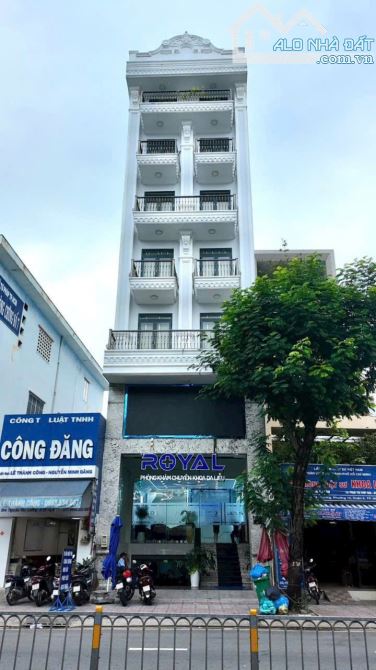 Bán Nhà MT Nguyễn Văn Luông, P.12, Q.6, DT 6,5x26,4m, KC 7 tầng, Giá 68 tỷ