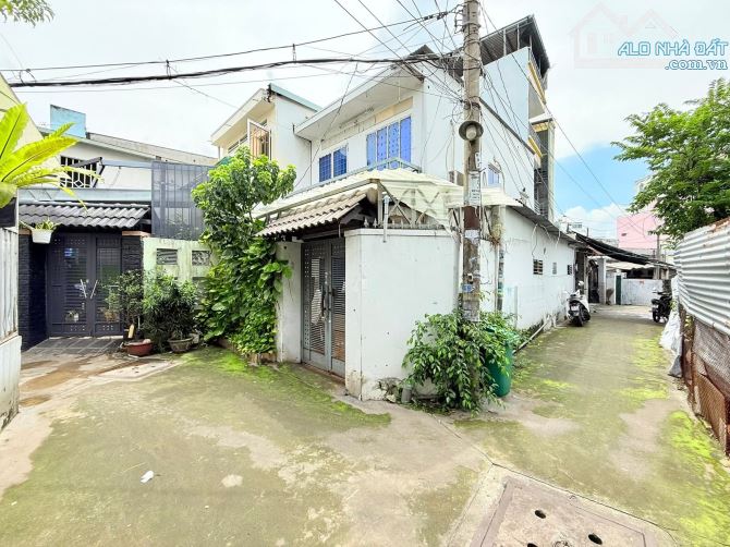 Giá cực tốt :nhà ngang5.5m,gần mặt tiền sát bên Lotte Mart Nguyễn Văn Lượng,GV:64m2 nhỉnh