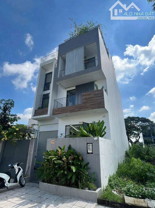 Bán Nhà Khu Villa Thủ Thiêm, Thạnh Mỹ Lợi, Q.2, DT 8x20m, KC Hầm 4 tầng, Giá 28,5 tỷ