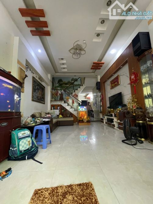 Bán gấp nhà 2 tầng Trung Nữ Vương – Trung tâm Hải Châu, gần Cầu Rồng