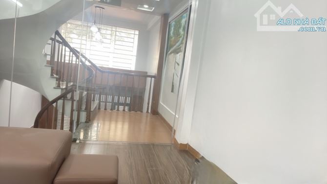 NHÀ DÂN XÂY MUA Ở CHO GIA ĐÌNH ĐÔNG THẾ HỆ- TIỆN ÍCH BAO QUANH