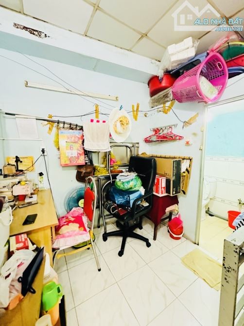 Bán Gấp Nhà Trịnh Đình Trọng Tân Phú 25m2 Giá Siêu Tốt