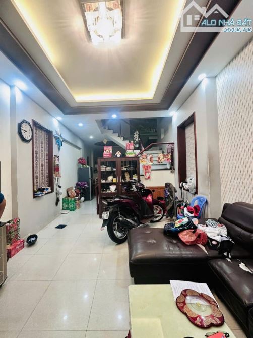 GẦN TRƯỜNG PHAN HUY ÍCH - 94M2 - 4 TẦNG BTCT 6 Phòng - GIÁ 7.X TỶ
