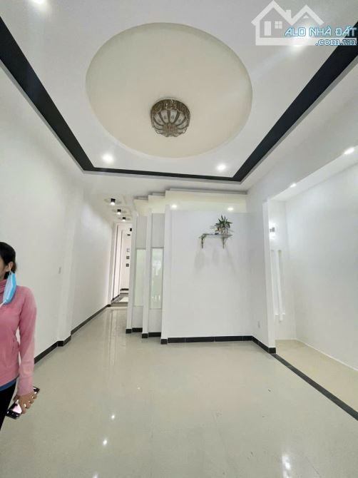Nhà Đường Liên Hoa . Giá 2.7tỷ . 99