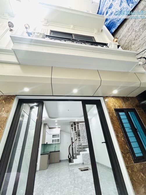 🌷🌷🌷CHỈ 7 TỶ CÓ NHÀ ĐẸP - TRẦN KHÁT CHÂN - MỚI KOONG - GẦN PHỐ - CÁCH Ô TÔ 15M - TIỆN ÍC