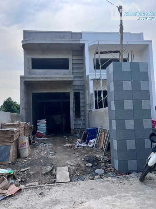 Bán nhà 1.69 tỷ mớiTtrệt Lững 3PN. gần chợ Giang Điền, đường Bình Minh Giang Điền.