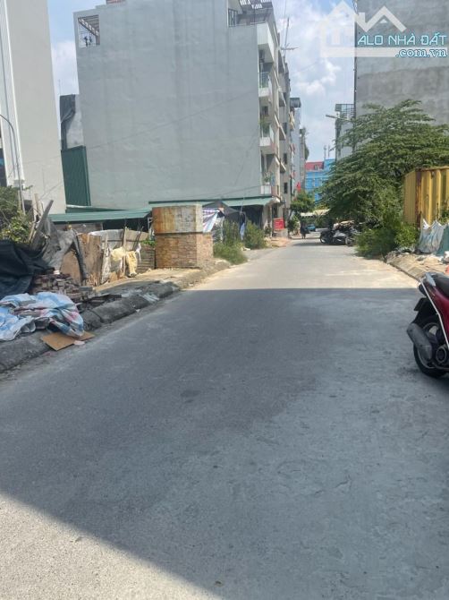 Bán 47m2, DV An Khánh ngay gần Đại Lộ Thăng Long - Phân Lô, Vỉa Hè - Chỉ 7.x tỷ