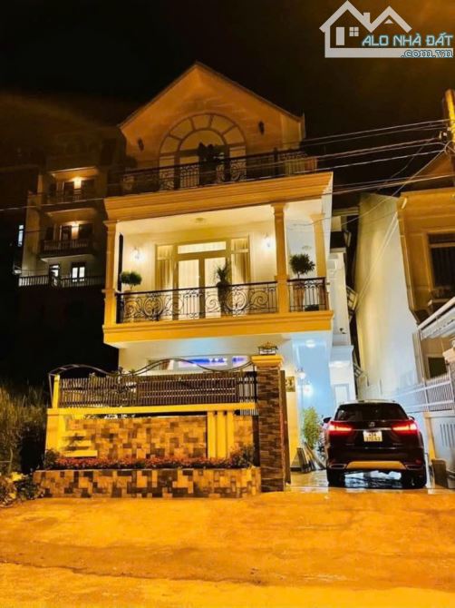 Biệt Thự cao cấp khu trung tâm  An Sơn, Đà Lạt – 166.3m² – 15.8 tỷ ✨