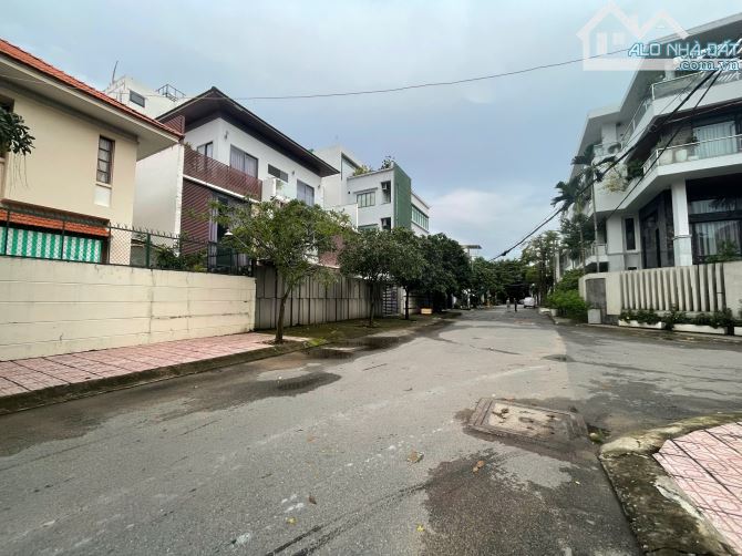 Bán lô đất khu biệt thự VIP 616 Lê Đức Thọ p15 GV, đường 12m, DT: 7x21m, giá 15 tỷ TL