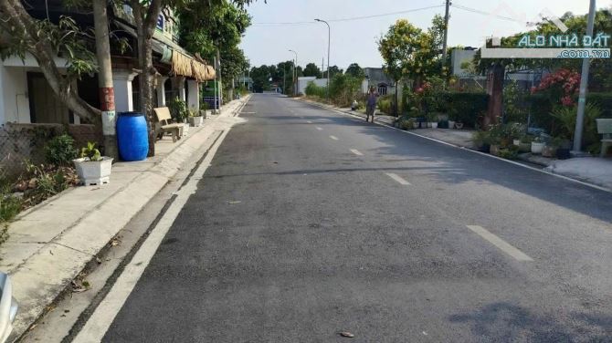 Bán gấp lô đất 90m2 450triệu Mặt Tiền Đường 65, Tân Phú Trung SHR