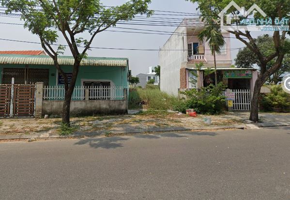 Bán đất MT đường NGUYỄN DUY TRINH (Đoạn gần bãi tắm Tân Trà) DT 107m2 giá 5ty7