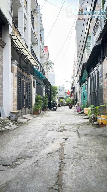 Nhà đẹp xinh 1 lầu thới an 13 gần ngã 4 trần thị cờ quận 12