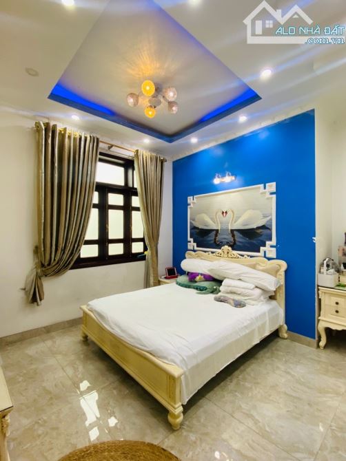 NHÀ 2 MẶT TIỀN KINH DOANH - 320M² BIỆT THỰ HOÀNH TRÁNG - SỔ NỞ HẬU PHONG THUỶ CỤC TỐT.,