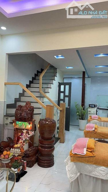 Hẻm xe hơi 68 Thích Quảng Đức, Phú Nhuận, 2 tầng, 4.4x9.4m, vay bank 2 tỷ