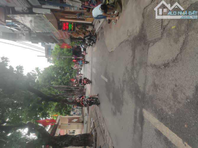 Bán Nhà Xuân Đỉnh 38m2,  5 Tầng,Ô Tô Đỗ Cổng, Nhỉnh 8 Tỷ