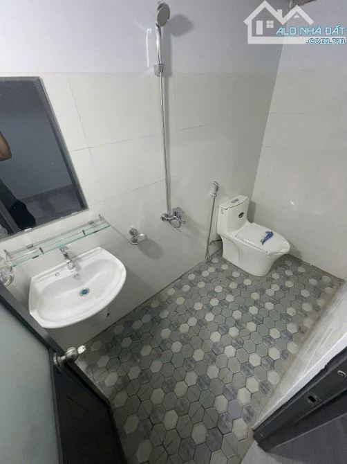 Bán Nhanh Dãy Trọ Ở trần Văn Chẫm Tân Thông Hội Củ Chi 110m2 Sổ Hồng Riêng 640triệu