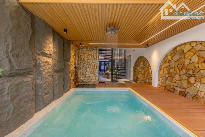 Villa siêu đẹp tại biển, giá chỉ hơn 11 tỷ, dòng tiền tốt