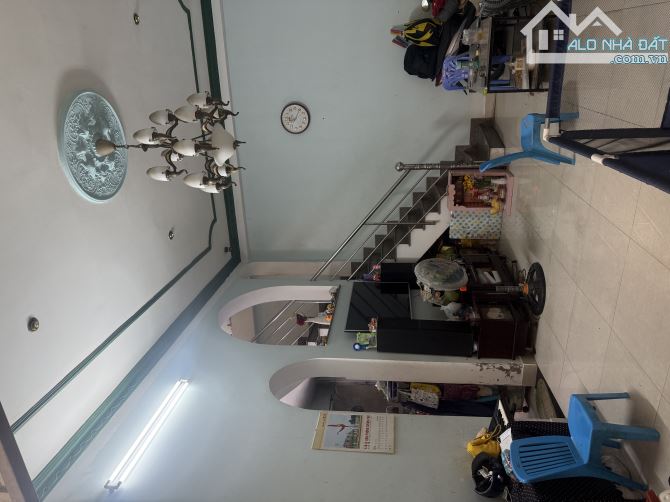 Bá nhà Đường Lê Trực F7 Bình Thạnh 89m2 -3tầng- 5pn -3wc giá 10,5 ty TL