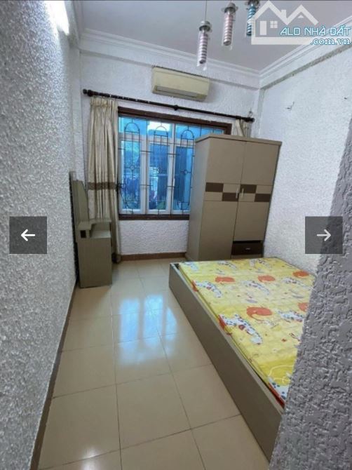 Cho thuê nhà Phố Kim Mã 4 tầng x 26m2, 2 ngủ, 3 vệ sinh, 12 Triệu