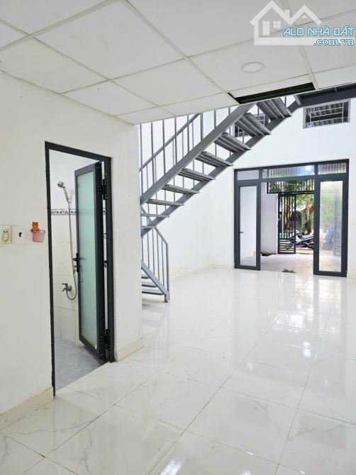 💁‍♂️Bán nhà 2 tầng 65mv(4*16.3), Hoàn công đủ, Hẻm xe hơi. Long Trường, Thủ Đức.