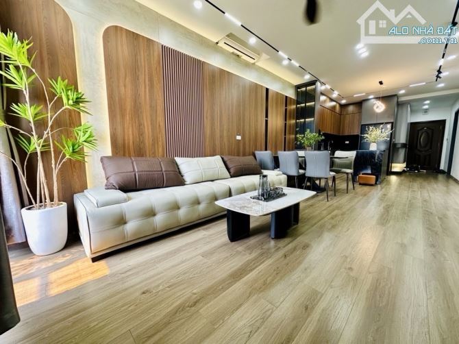 CC VINACONEX 21 - QUANG TRUNG - 151M - LÔ GÓC - 4PN - FULL NỘITHẤT CAO CẤP - SÁT GA TÀU