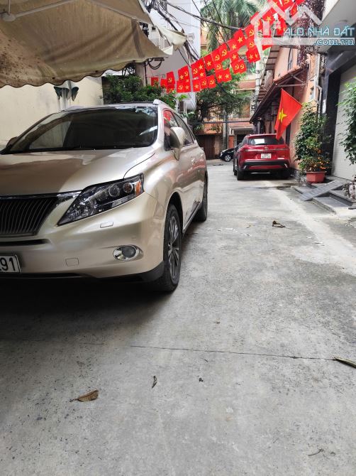 BÁN NHÀ NGUYỄN KHÁNH TOÀN 52m2 - NHÀ DÂN XÂY - HAI THOÁNG, GARA Ô TÔ + VĂN PHÒNG