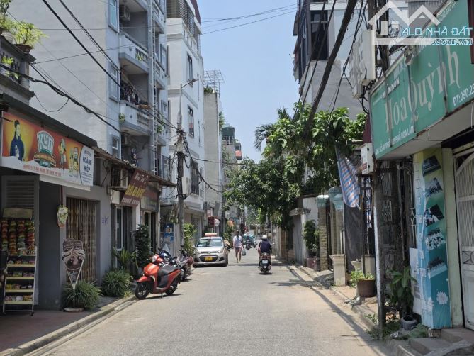 MẶT NGÕ 5M Ô TÔ TẢI ĐÁNH VÕNG, NHÀ DÂN DÂY, NỘI THẤT SANG MỊN, 66M, 5T, GẦN PHỐ, TT NGUYỄN
