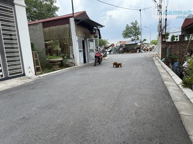 60m Đất Giãn Dân Bìa Làng - Lễ Pháp Tiên Dương - Đường 8m Ô Tô Tải Tránh - Sát Đấu Giá
