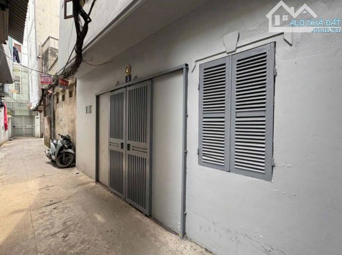 Bán nhà Kim Ngưu   18 m -3 tầng -2,5 tỷ