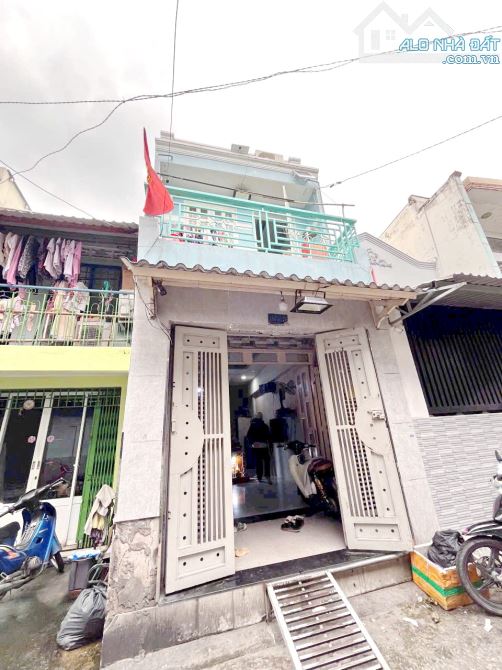 Bán nhà 1 lầu hẻm 3m đường Âu Dương Lân P.Chánh Hưng Quận 8