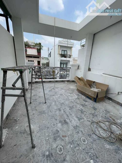 MTKD NGAY CHỢ HỒ TRỌNG QUÝ Q.6 - 64M2 : GIÁ 12 TỶ NHỈNH