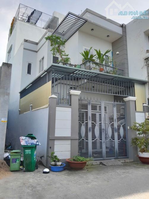 💥 B.án nhà trung tâm Phước Kiển, Nhà Bè 90m2 hơn 6Ty, hẻm ô tô mới