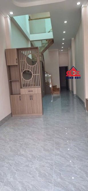 BÁN NHÀ ĐẸP SÂN OTO PHƯỜNG THỐNG NHẤT