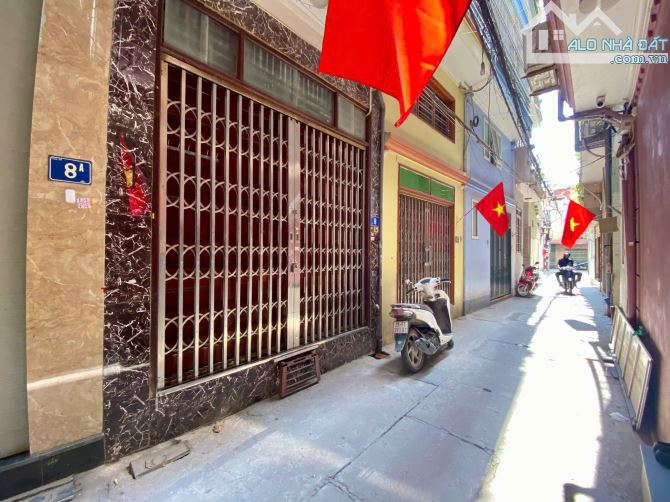 Nhà dân cực đẹp - Không một lỗi lầm - Đúng 15M ra ô tô - Phân khúc 7 đồng - Full nội thất.
