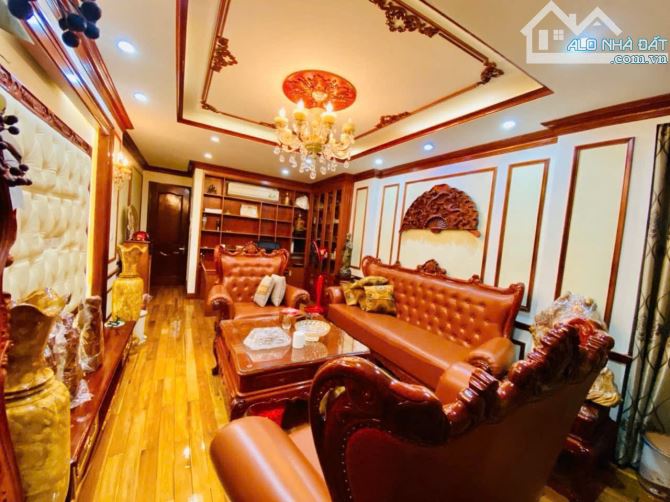 MẶT PHỐ SƠN TÂY – BA ĐÌNH – VỈA HÈ RỘNG – GARA Ô TÔ – NHÀ ĐẸP 6 TẦNG – CHỈ 20 TỶ