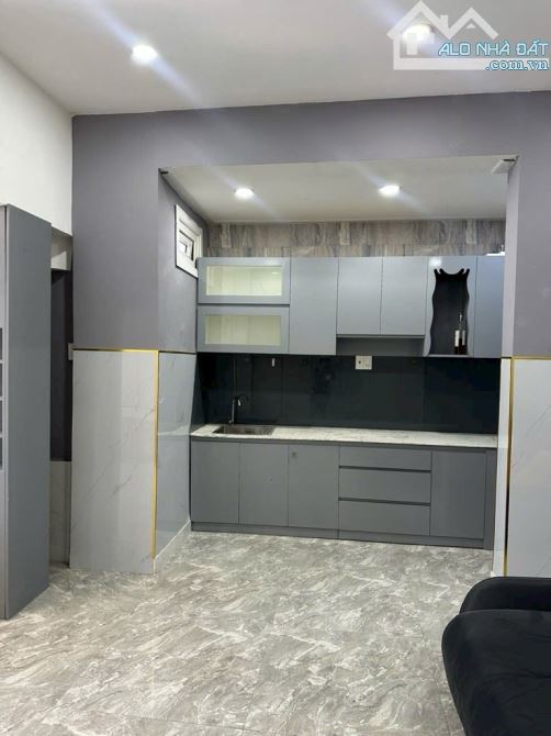 💥NHÀ MỚI ĐẸP - HĐT 25tr/THÁNG - NGANG 4M - Q.5 - NỞ HẬU - TỪ 13 T