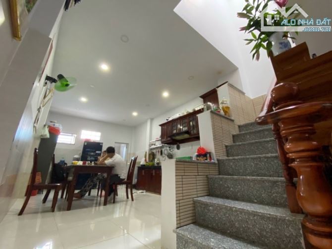 Bán nhà hẻm Lê Văn Lương P Tân Hưng Quận 7. 42m2